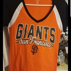 SF Giants shirt